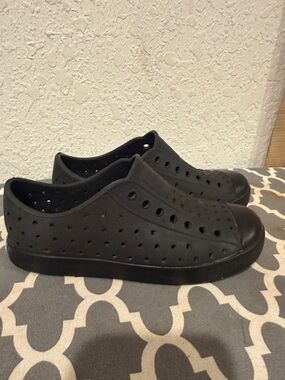 Native Men's Black Jefferson Lightweight Slip-On Loafers